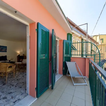 Apartment Charming Flat In - Happy Vernazza