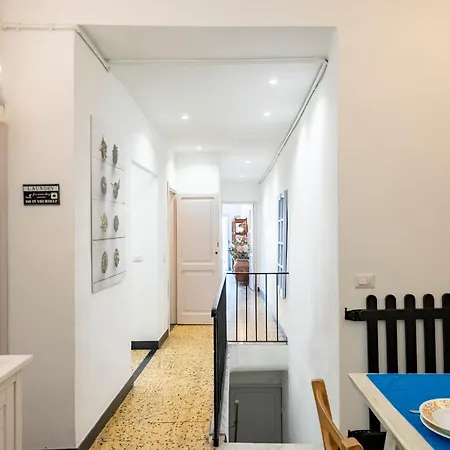 Charming Flat In - Happy