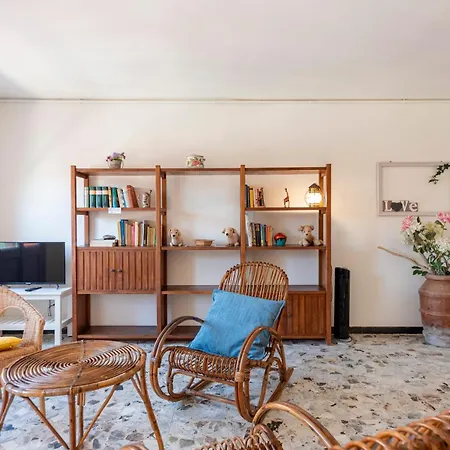 Charming Flat In - Happy شقة