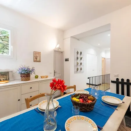Apartmán Charming Flat In - Happy