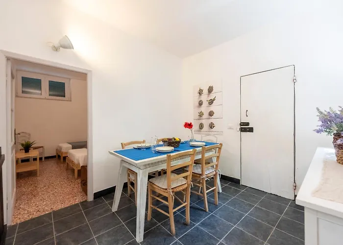Charming Flat In - Happy Apartment *