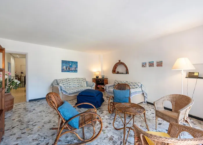 Charming Flat In - Happy Apartment